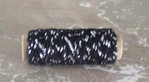 Rolletje zwart bak draad