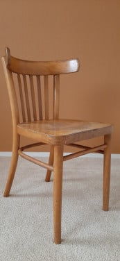 Vintage bistrostoelen