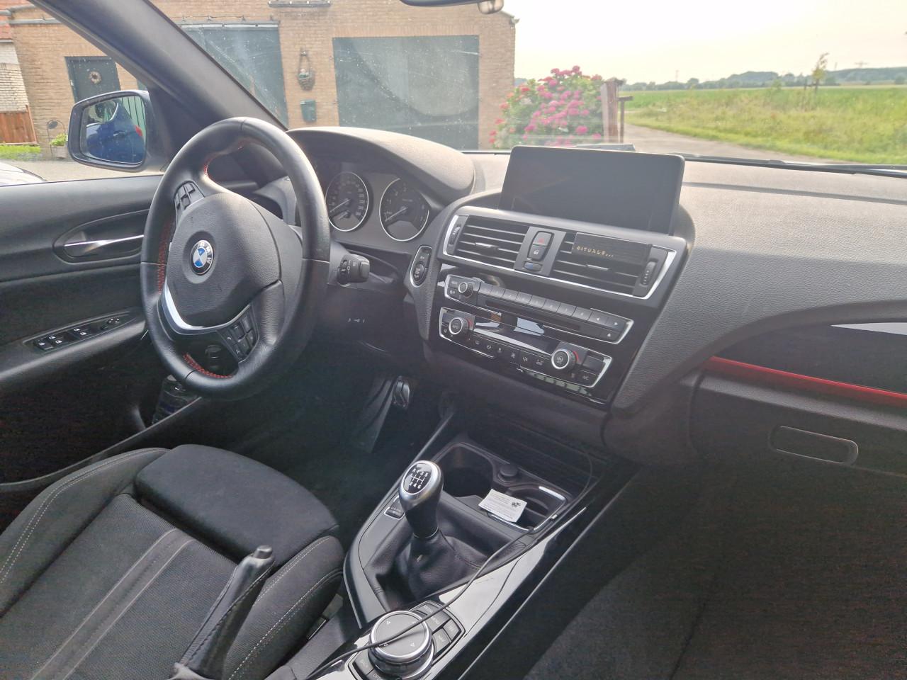 BMW 1-Serie 116i Sport Edition Grijs | Origineel NL