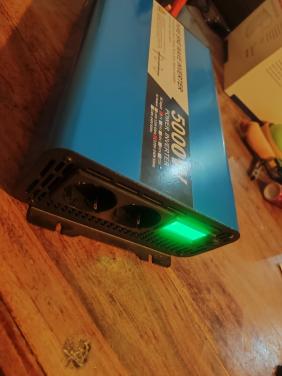 Power inverter voor camper of boot