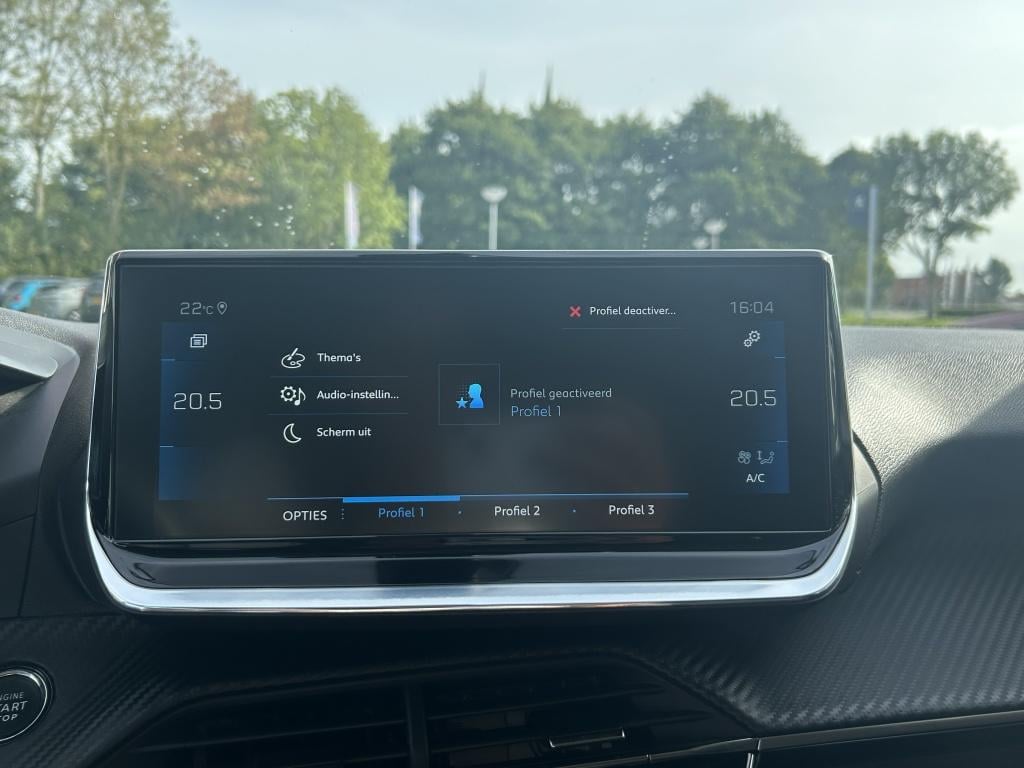 Peugeot 208 1.2 puretech 100pk eat8 allure pack 3d cockpit | apple carplay 
