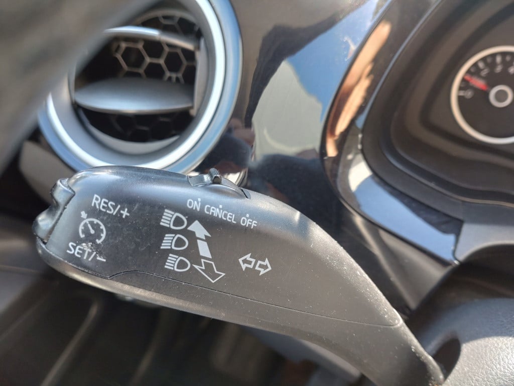 Volkswagen UP! 1.0 high up! blue motion