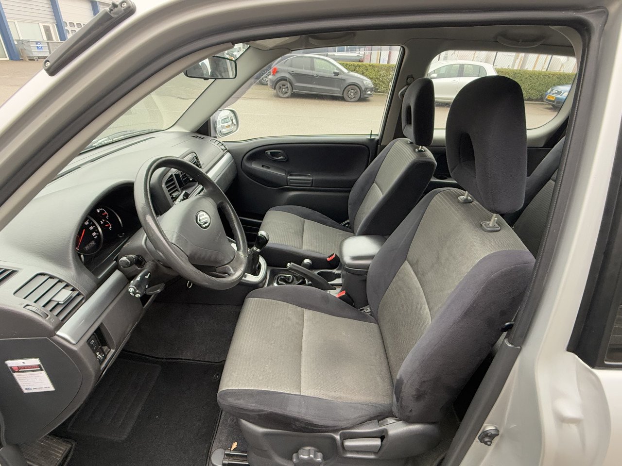 Suzuki Grand Vitara - 2.0 Metal Top