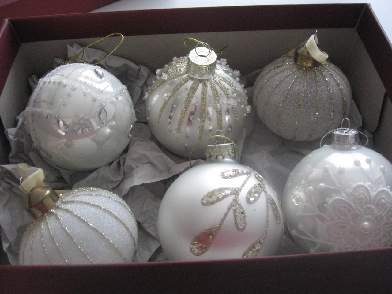 6 Kerst ballen
