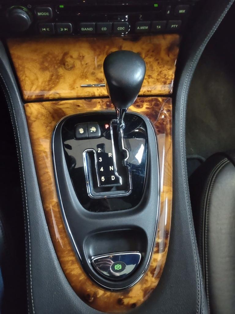 Jaguar Xj 4.2 v8 executive