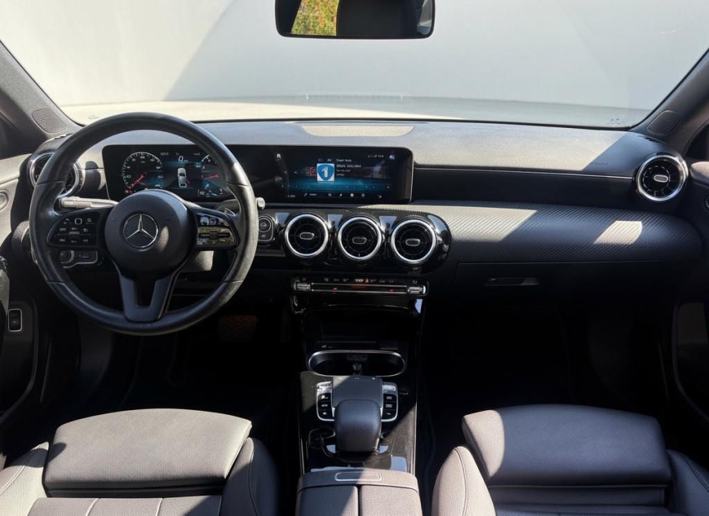 Mercedes-Benz A-Klasse 200 business solution