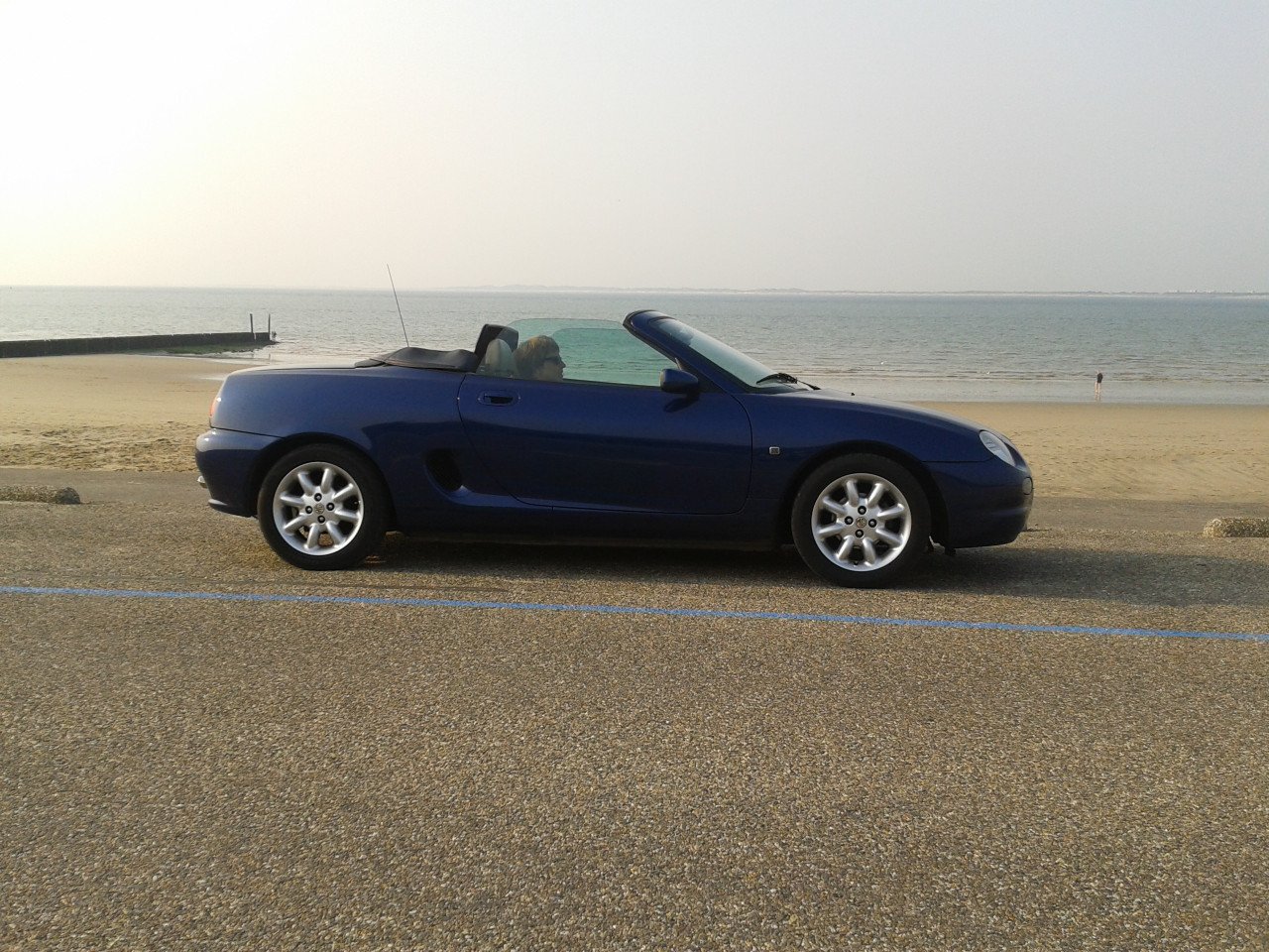 MG F