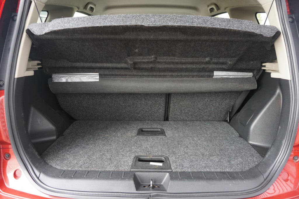 Nissan Note 1.6 life pack airco / elektr. ramen / trekhaak / nap