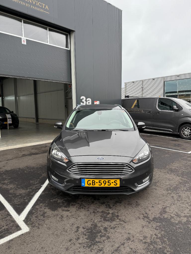 Ford Focus 1.0 - titanium edition