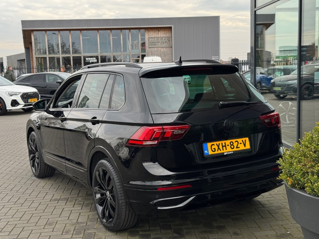 Volkswagen Tiguan 1.5 tsi *black edition * camera * cruise control * clima 