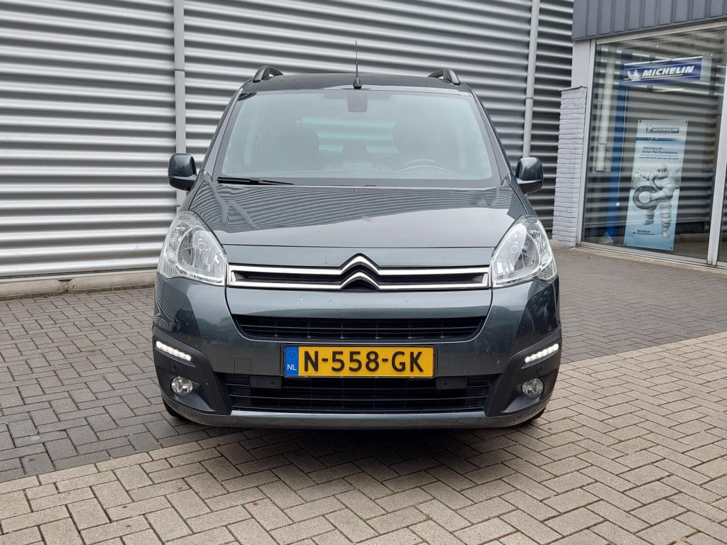 Citroen Berlingo multispace feel 110 nav/cam/park/trekhaak