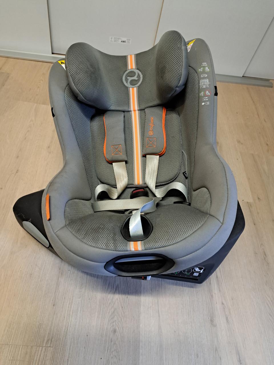 Draaibare CYBEX Sirona Gi i-Size Plus met ISOFIX