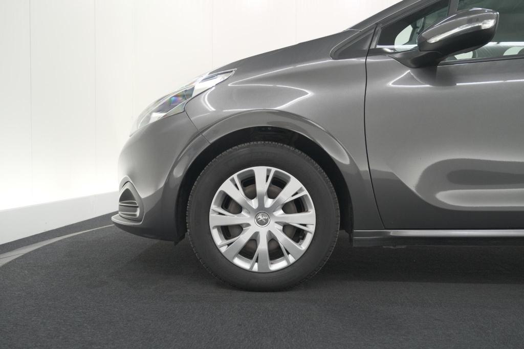 Peugeot 208 puretech 82 active | camera | apple carplay | airco