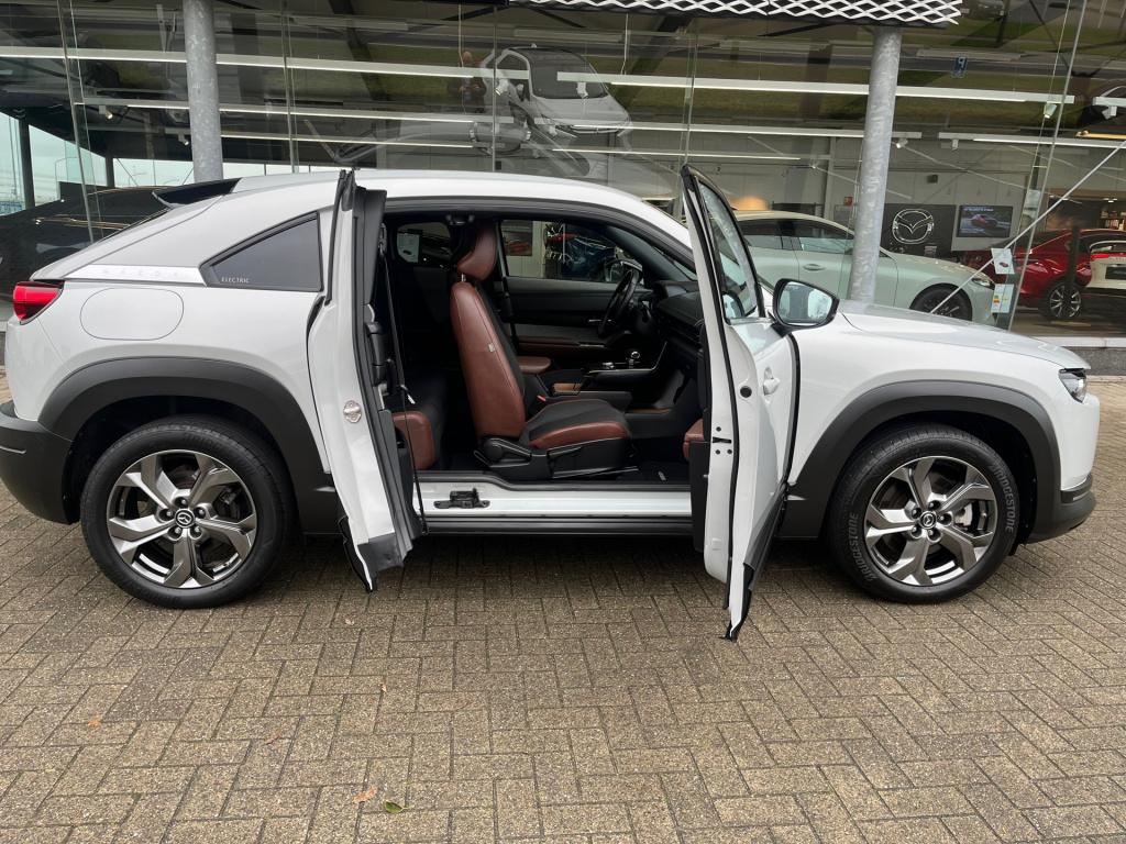 Mazda Mx-30 e-skyactiv 145 first edition 36 kwh|rijklaar