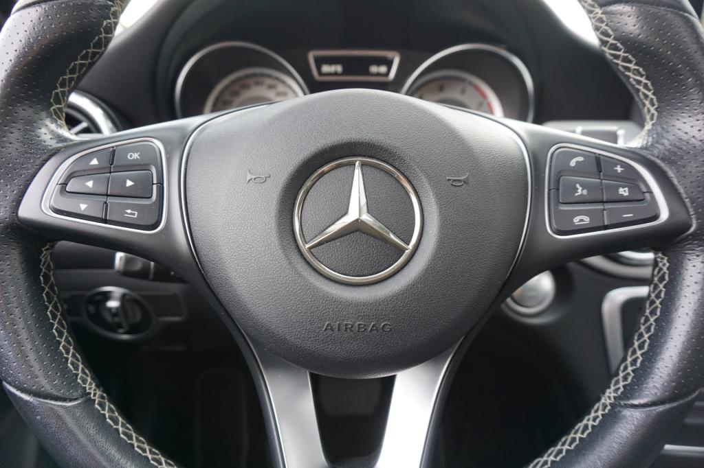 Mercedes-Benz Gla-klasse 180 ambition airco / navi / cruise / pano / parkee