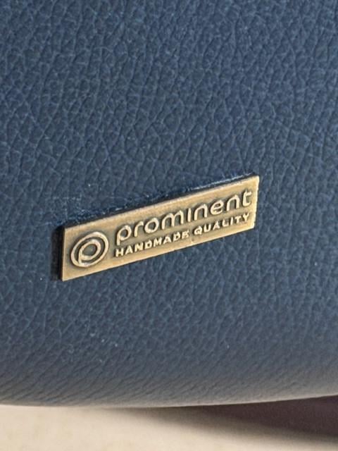 Relaxfauteuil van Prominent voor een klein persoon.