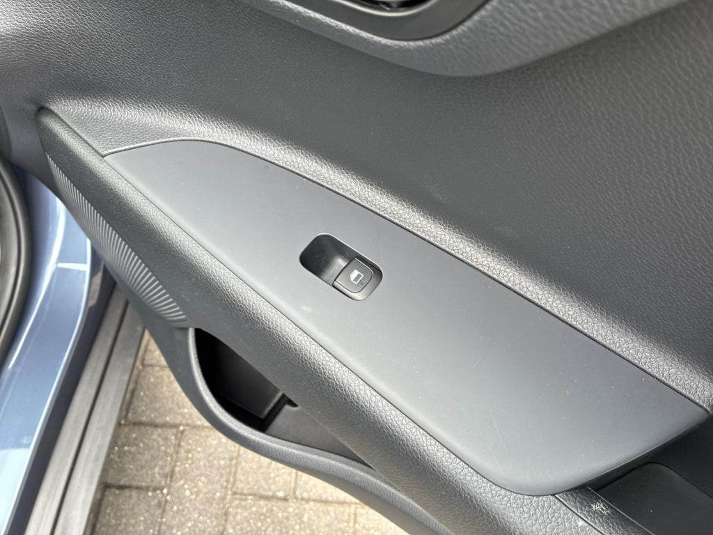 Kia Stonic 1.0 t-gdi mhev dynamicplusline | stoel- en stuurverwarming | cli