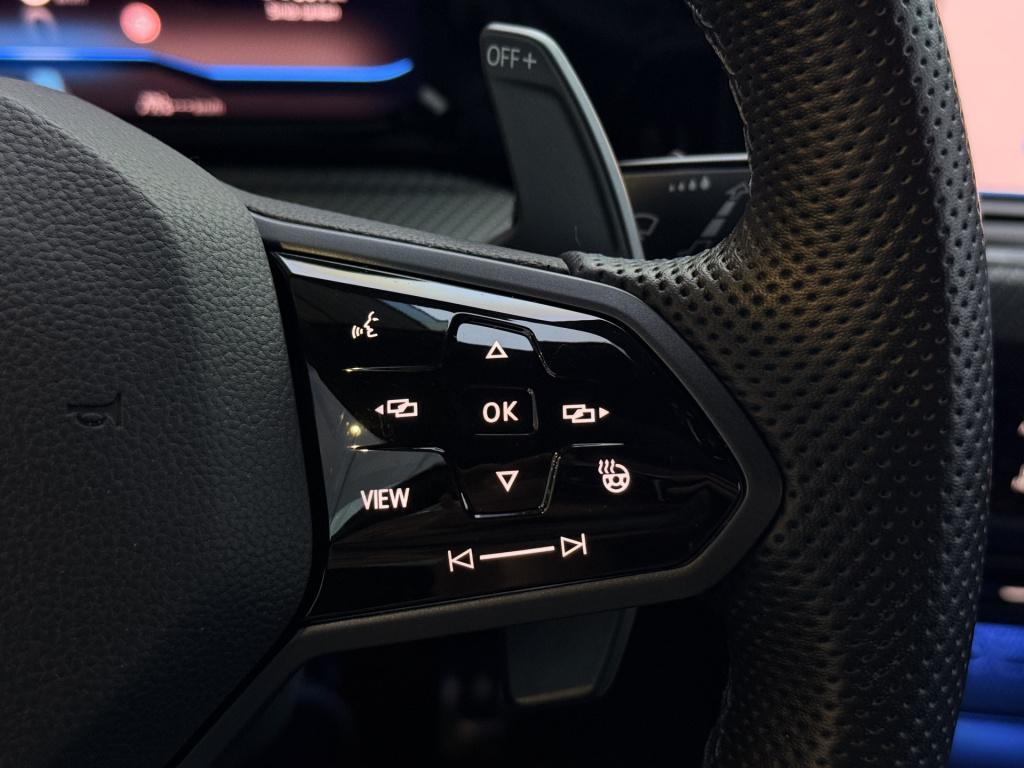 Volkswagen Golf 2.0 tsi r 4motion | pano | harman / kardon | stage 1+ 380pk