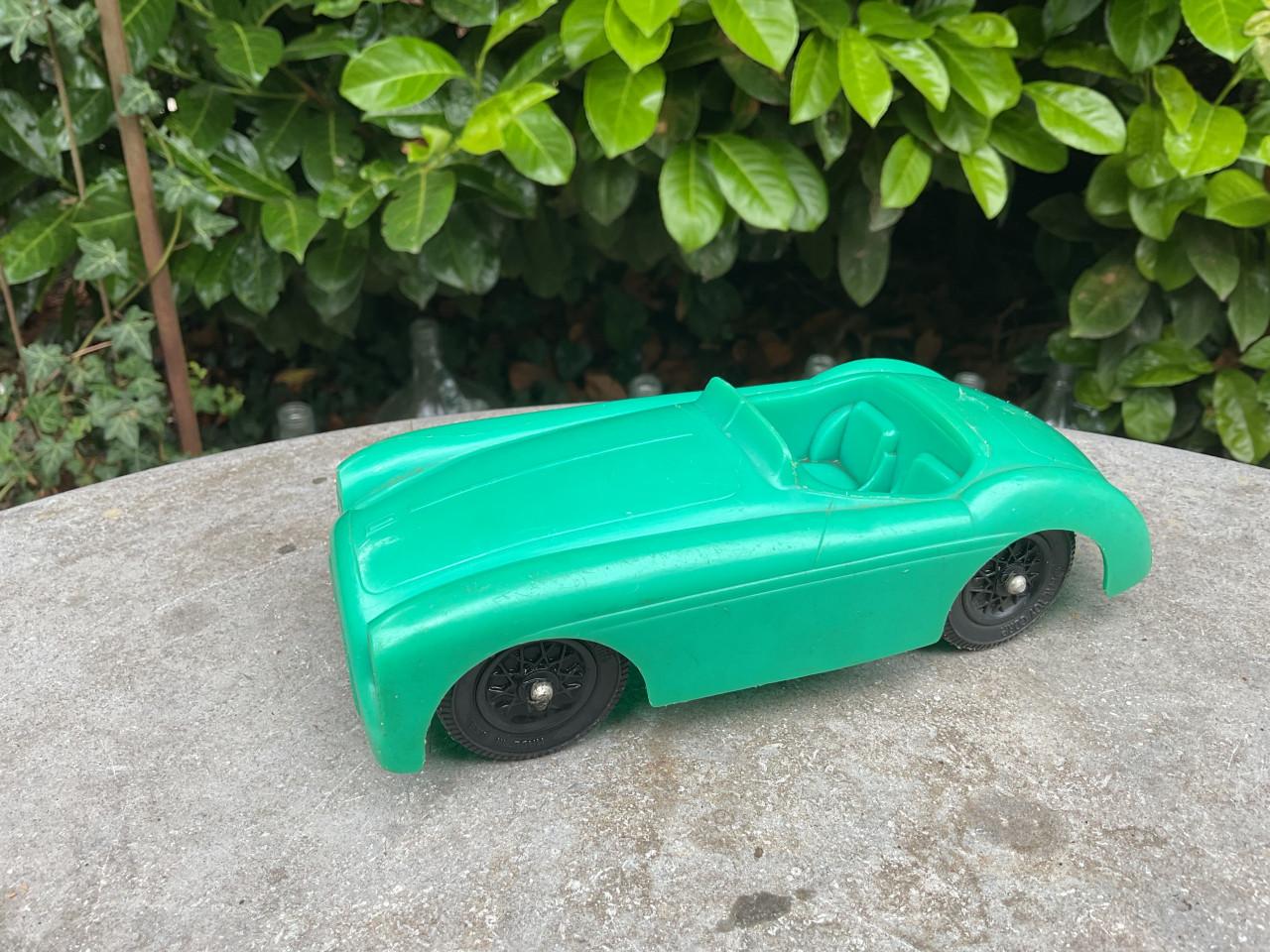 Diverse automobilia