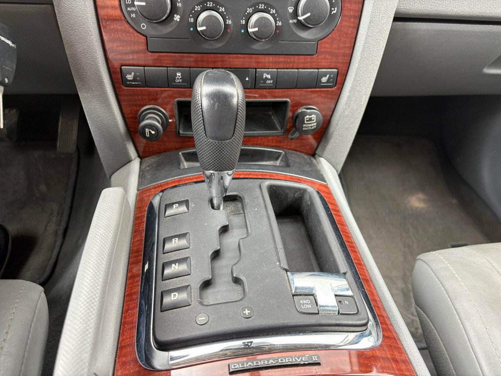 Jeep Grand Cherokee 5.7 v8 hemi limited