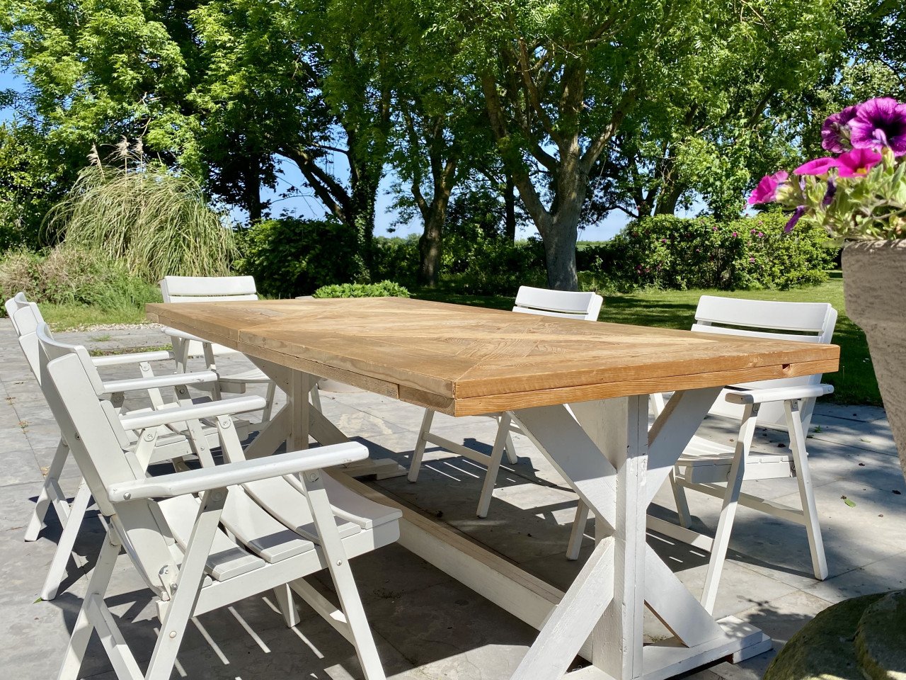 Prachtig uniek houten tuinset met XL tafel