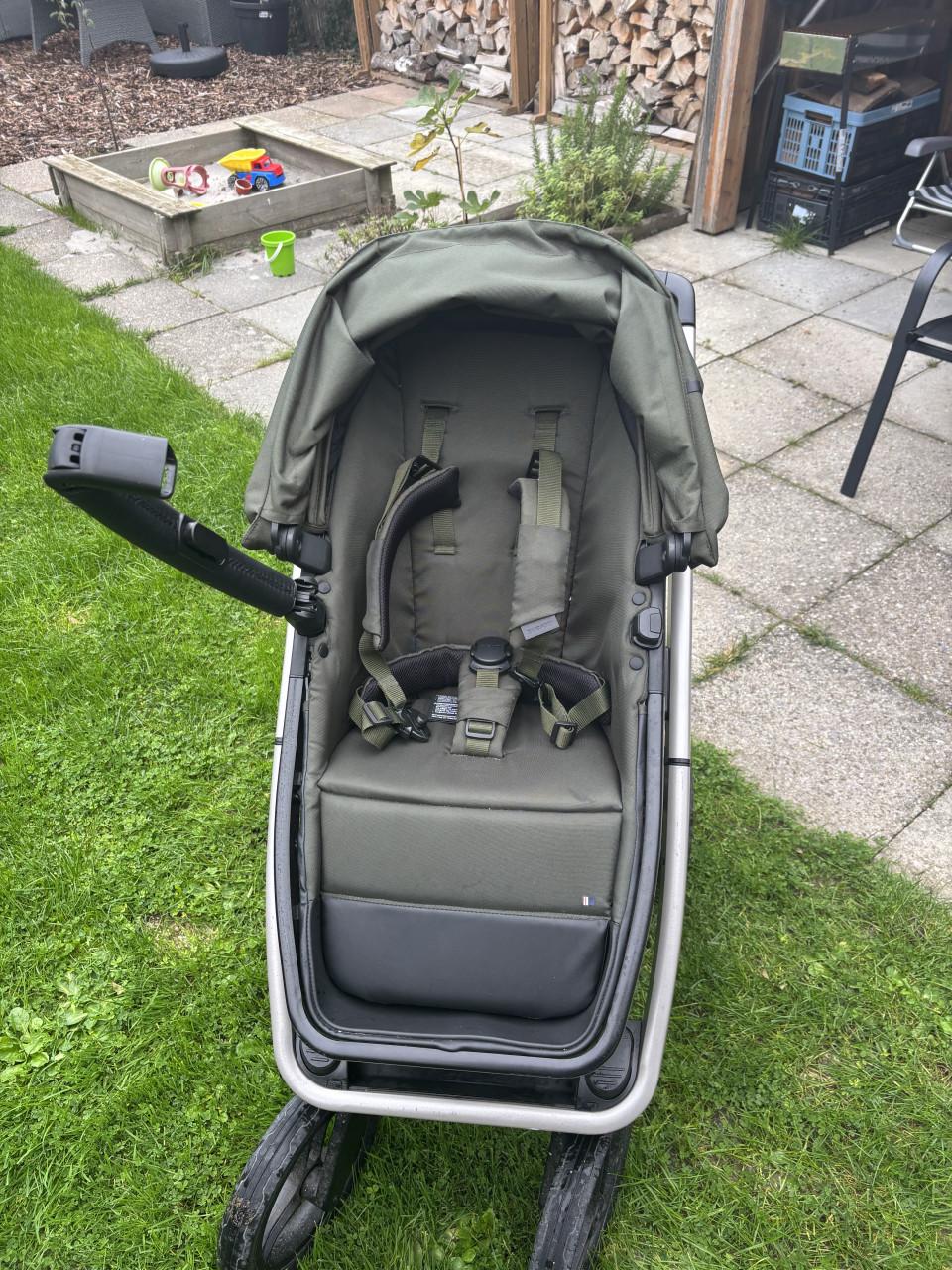 Dubatti Two kinderwagen nieuwstaat