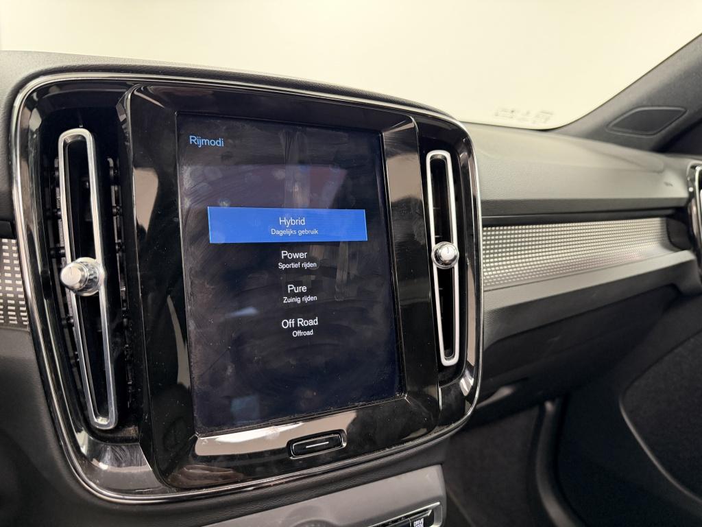 Volvo XC40 1.5 t4 rech r-design | panoramadak | leer | 20'' |