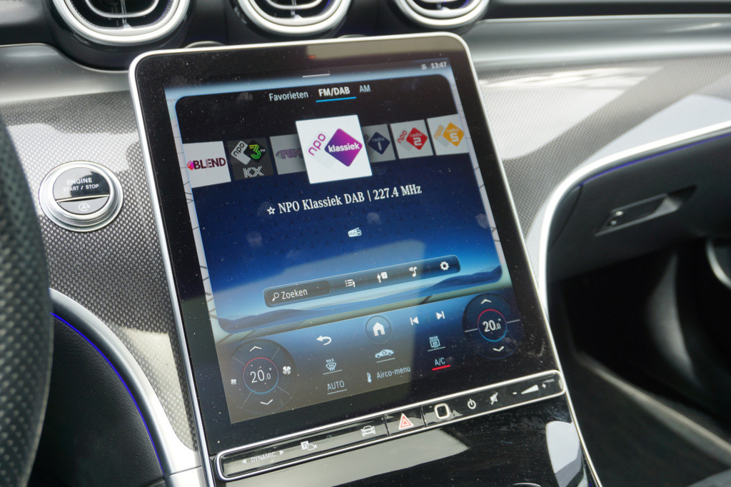Mercedes-Benz C-Klasse 220 d estate amg | mbux l panoramadak l augmented re