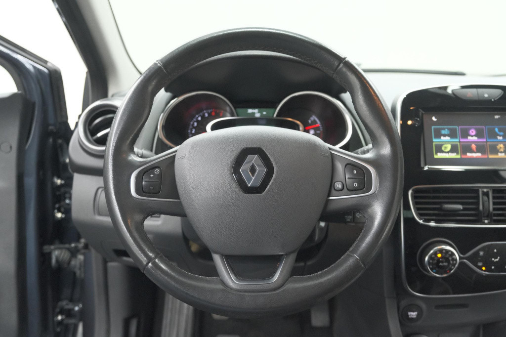 Renault Clio 1.2 limited | trekhaak | navigatie | parkeersensoren | climate