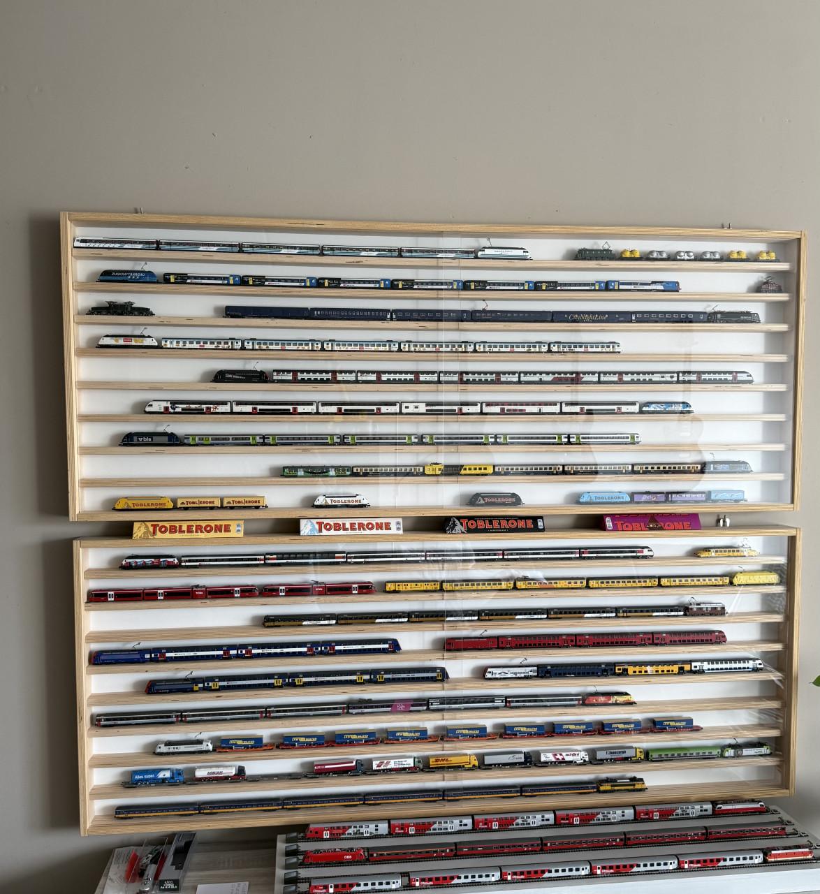 Vitrinekasten 4 stuks voor modeltreinen