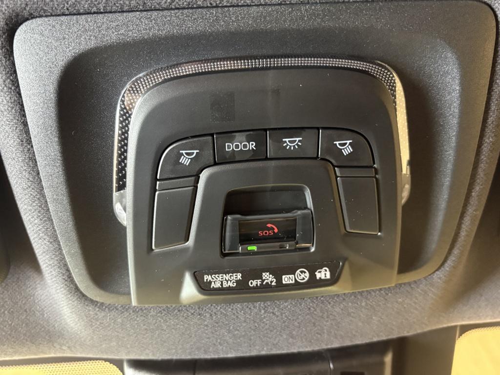 Toyota C-hr plug-in hybrid 220 black edition gr sport
