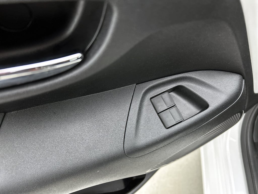 Peugeot 108 vti 72pk automaat allure | keyless entry | camera | appe carpla