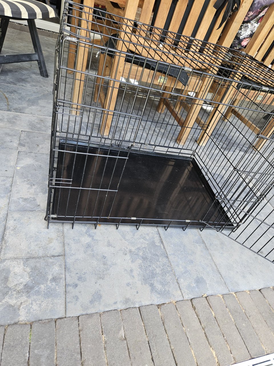 HONDENBENCH ZWART IZGS