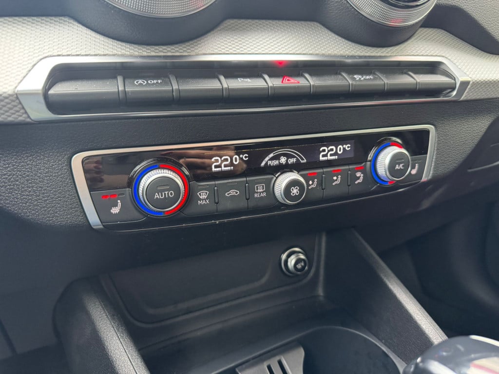 Audi Q2 35 tfsi s edition