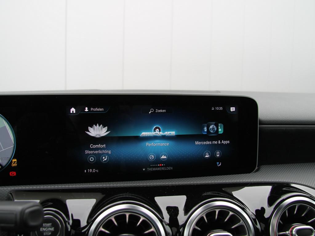 Mercedes-Benz A-Klasse a35 amg 306pk 4matic | pano | burmester