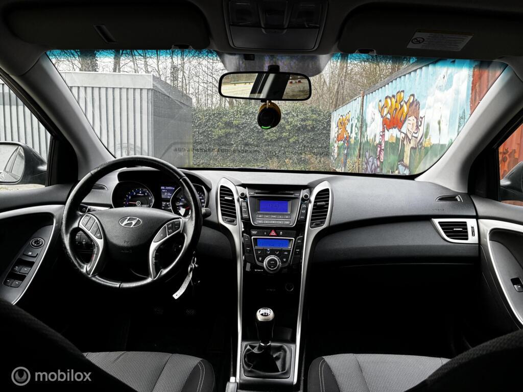 Hyundai i30 1.4 Cruise Clima Led 5Deurs km165.001Nap BJ2012