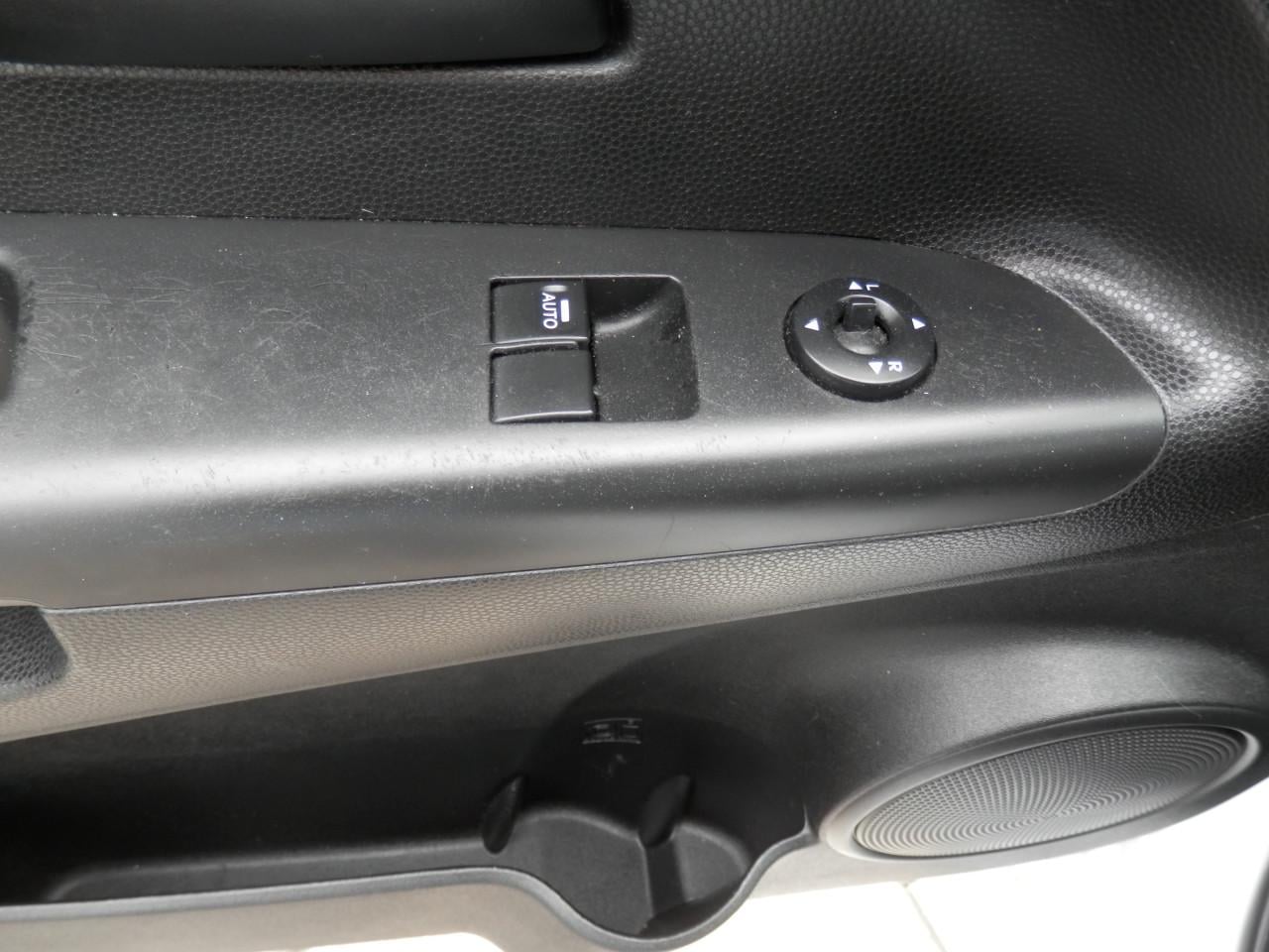 Auto Garant Biedt Aan: KIA Venga 1.4 CVVT Xtra