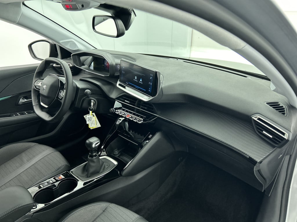 Peugeot 208 100 pk allure | rijklaar | navi | camera | icockpit |