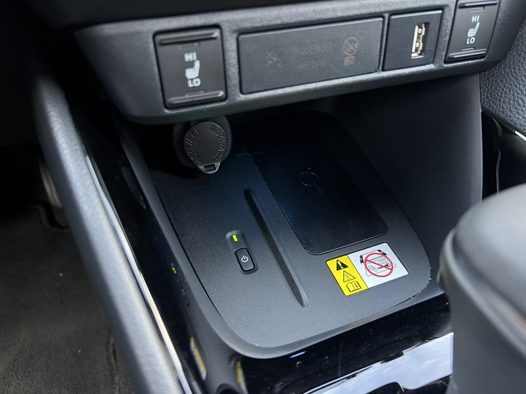 Toyota Yaris 1.5 hyb. launch ed. | stuurverwarming | stoelverwamring | dode