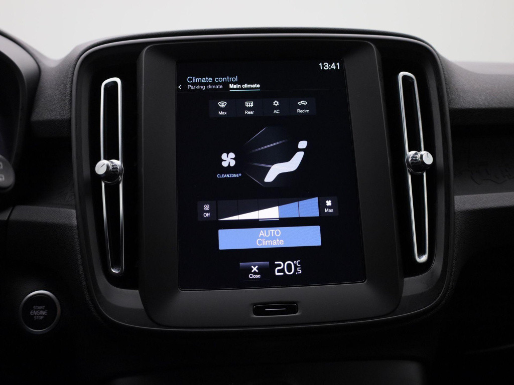 Volvo XC40 1.5 t3 momentum | automaat | lmv | navigatie | virtual cockpit |