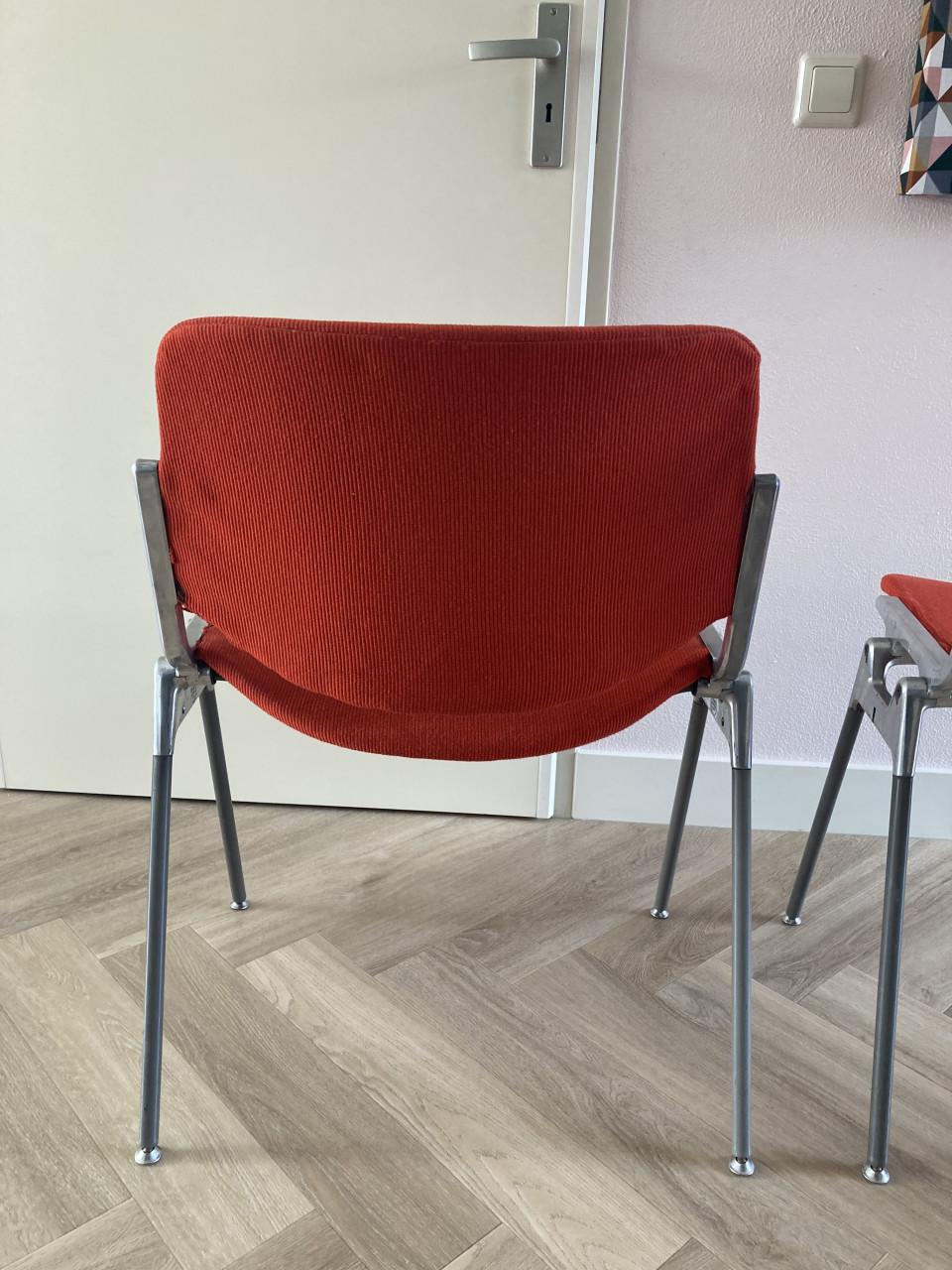 Design stoelen Dsc 106 giancarlo piretti voor Castelli