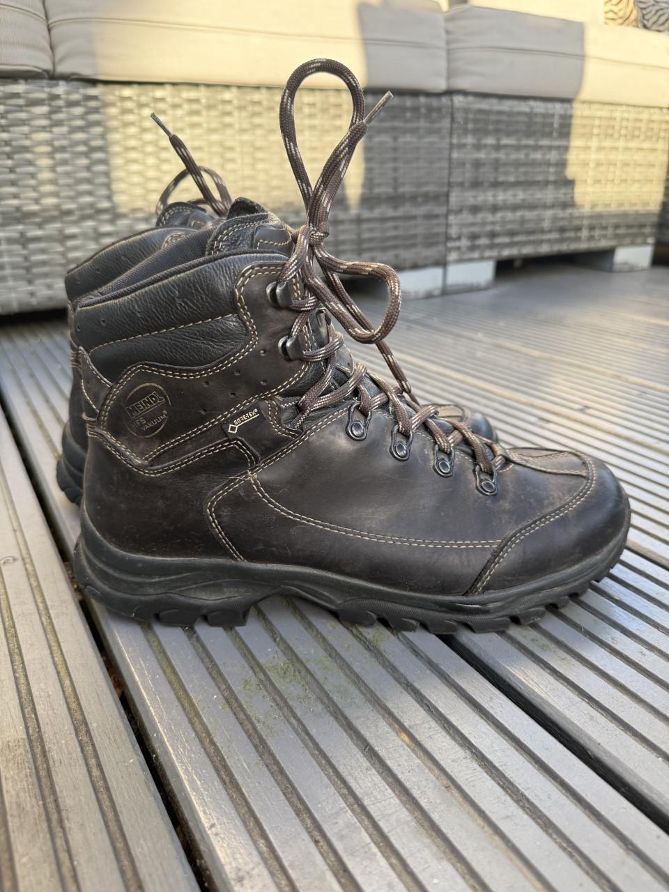 Weinig gebruikte bergschoenen/wandelschoenen Meindl maat 44