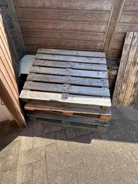 Gratis af te halen hout pallets (geen Euro pallets)