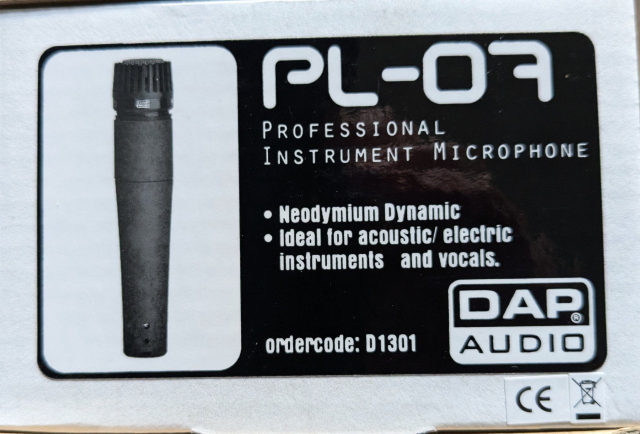 Vier dynamische microfoons (AKG, 2x Shure en DAP)