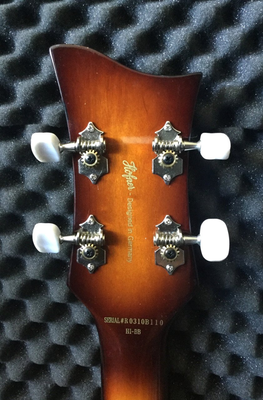 Beatles bass: Hofner Ignition Cavern SE + bijpassende hard case