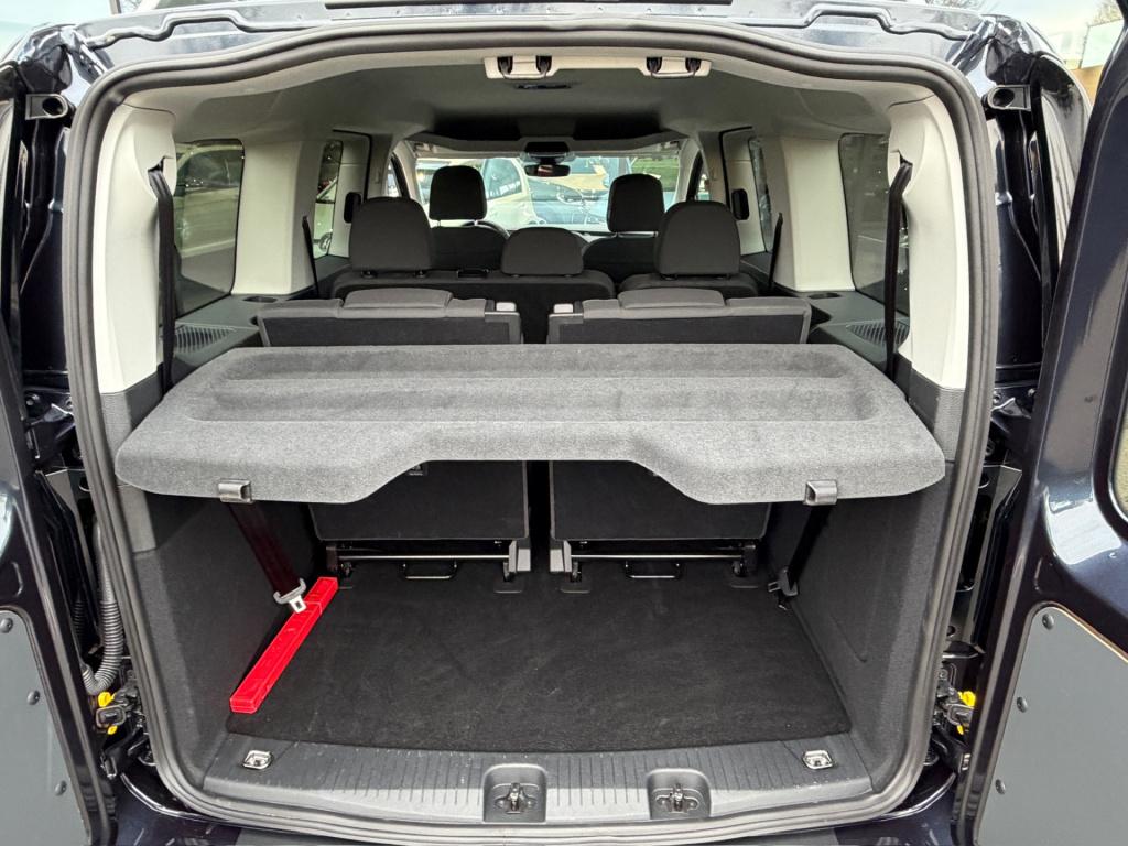 Volkswagen Caddy maxi 1.5 tsi dsg 7-persoons | navi | camera | keyless | ca