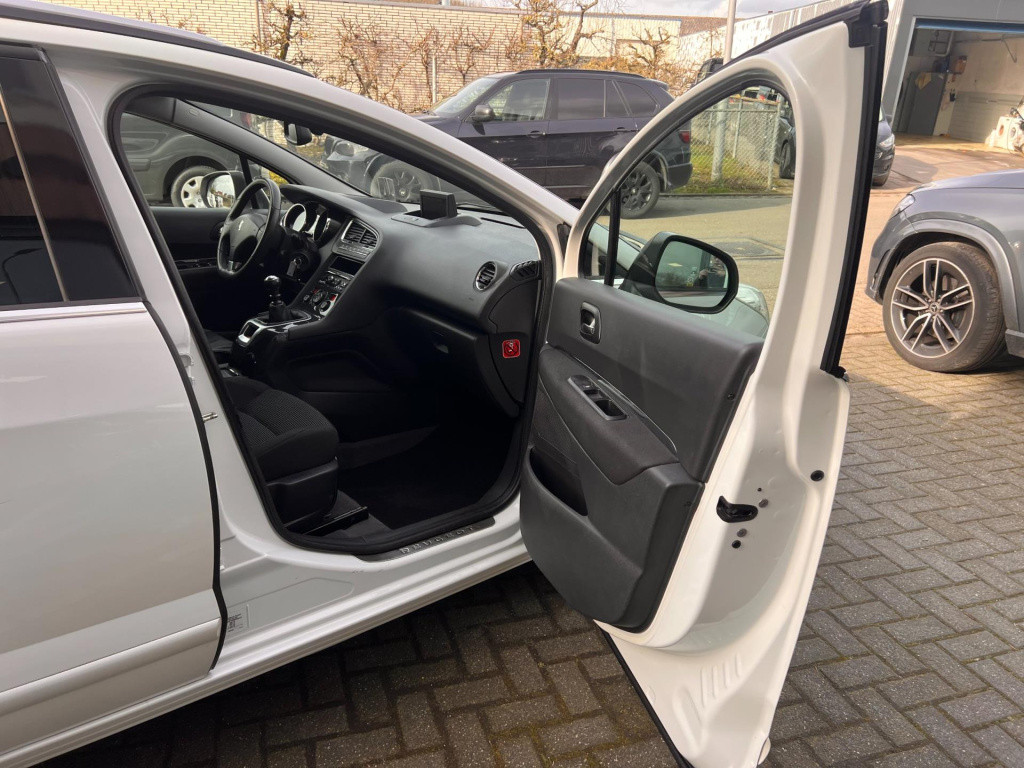 Peugeot 5008 1.6 thp gt 5p.