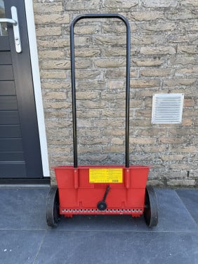 Kunstmeststrooier