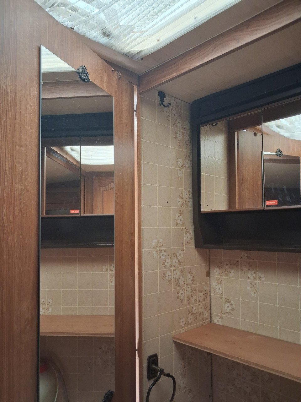 Te koop goedkope caravan