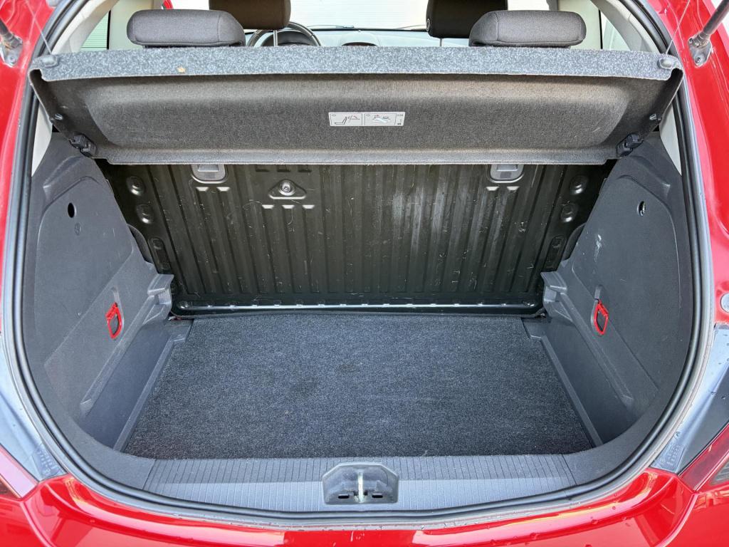 Opel Corsa 1.6-16v t color edition opc line